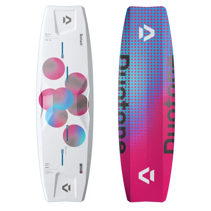 Duotone Soleil Concept Blue 2026, a freeride board for women, with a sustainable design and superior performance in kitesurfing.